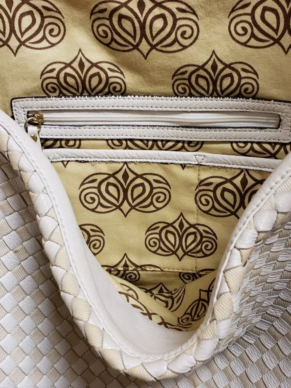 Antonio Melani White Woven Intrecciato Style Leather Hobo Bag Braided Handle